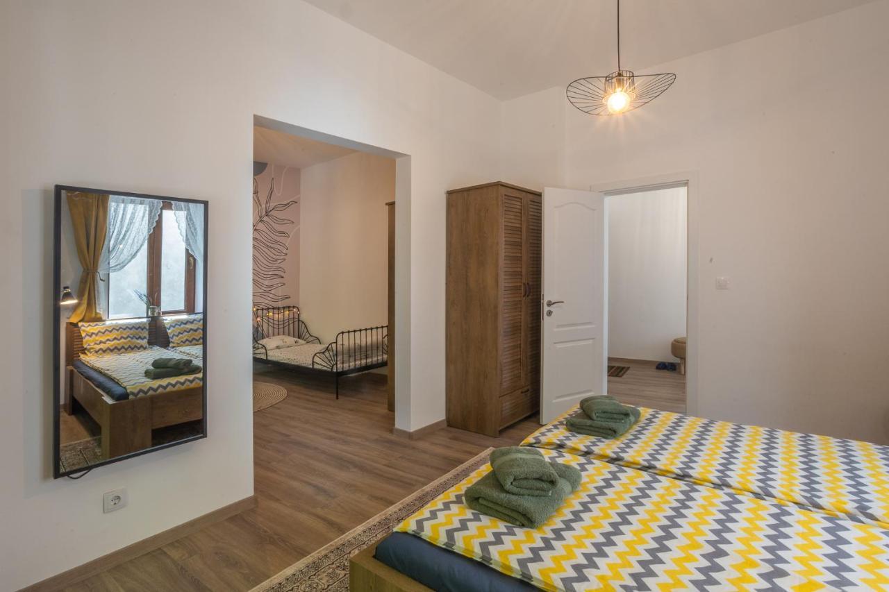 Linden House - A Lovely Apartment In Central Warna Zewnętrze zdjęcie