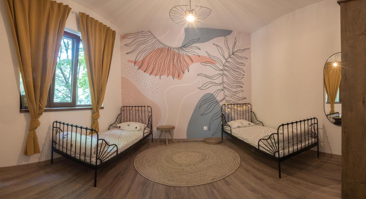 Linden House - A Lovely Apartment In Central Warna Zewnętrze zdjęcie