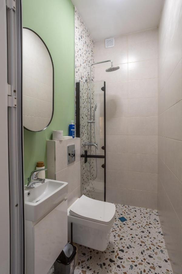 Linden House - A Lovely Apartment In Central Warna Zewnętrze zdjęcie